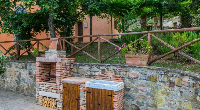 Photo of The Old Carriage