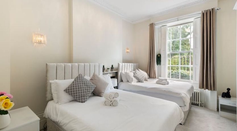 Photo of The Brilliant Avenue