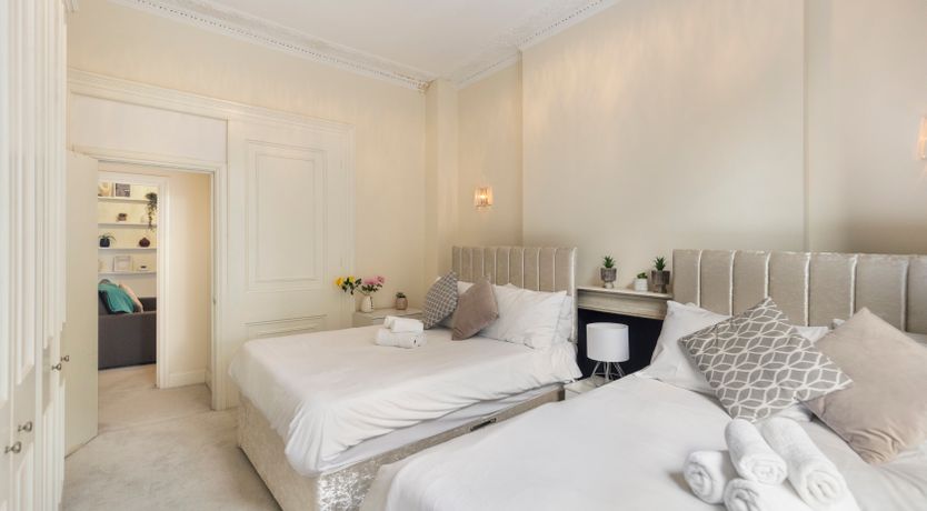 Photo of The Brilliant Avenue