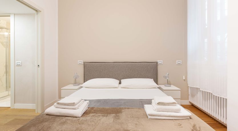 Photo of Milano Chrome