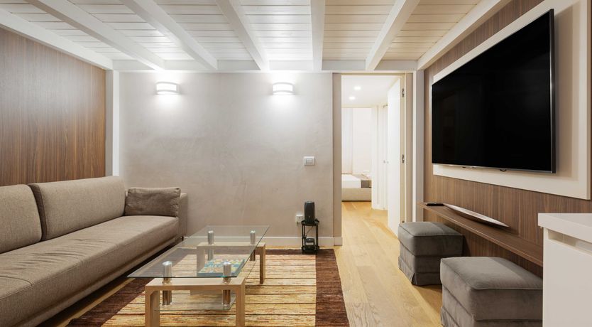 Photo of Milano Chrome