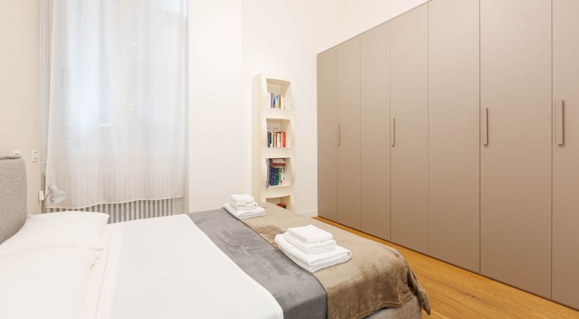 Photo of Milano Chrome