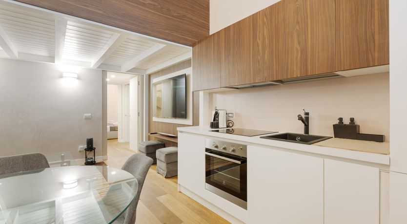 Photo of Milano Chrome