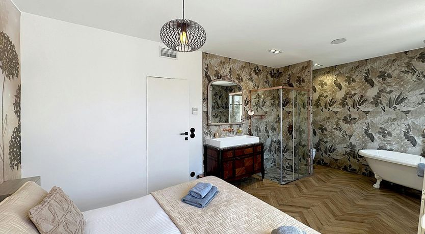 Photo of Côte d'Azur Elegance