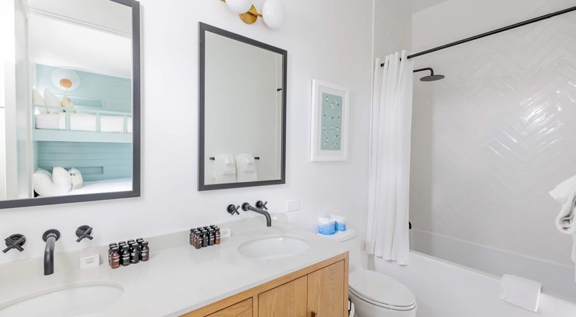 Photo of The Theodore