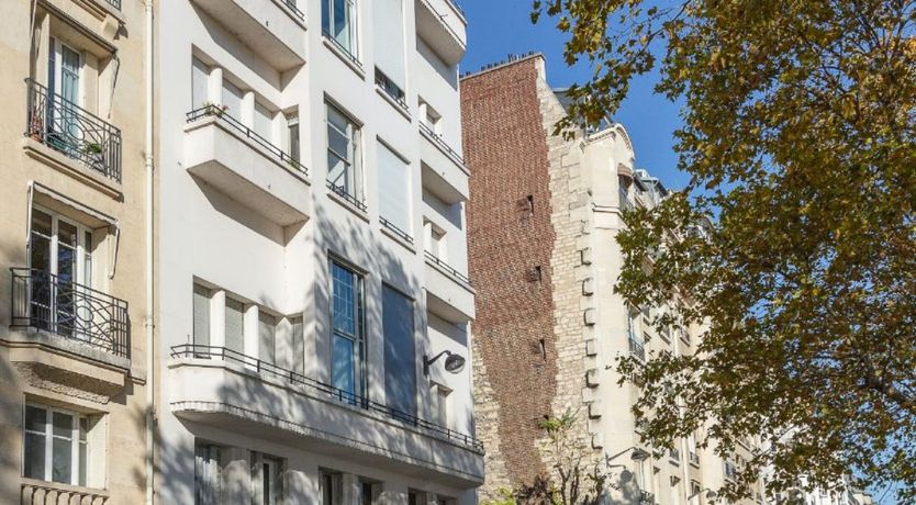 Photo of Dame De Fer