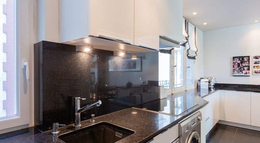 Photo of Dame De Fer