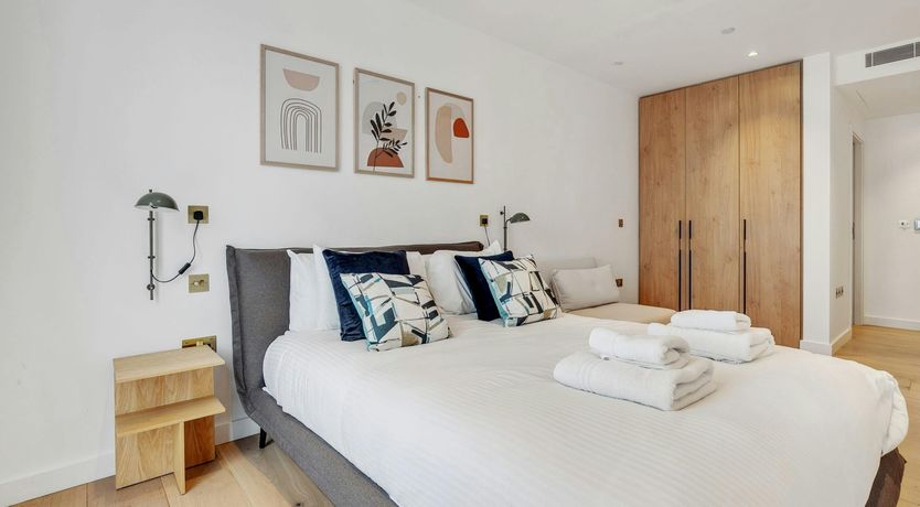 Photo of King's Cross Crown