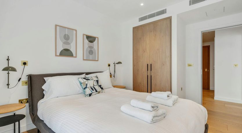 Photo of King's Cross Crown