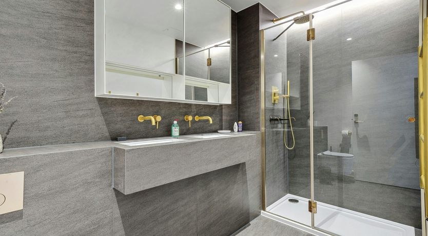 Photo of King's Cross Crown