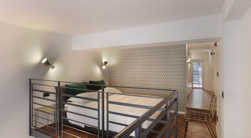 Photo of Sleek Milan