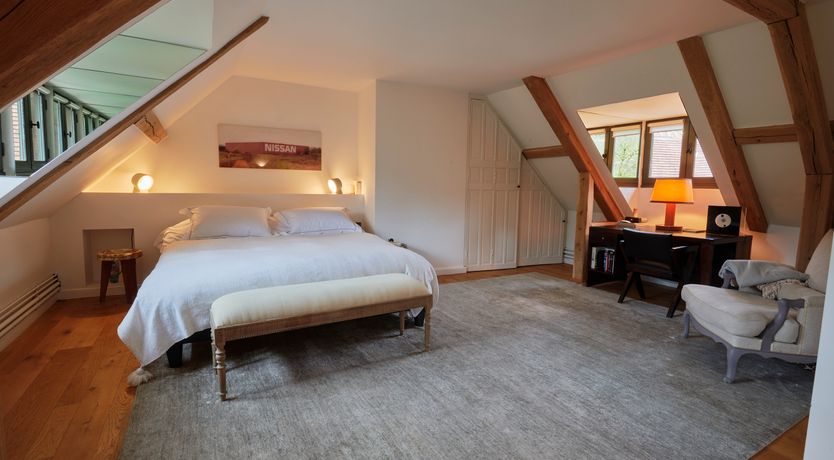 Photo of Manor by the Lake