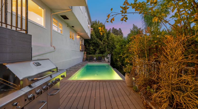 Photo of Hollywood Heights