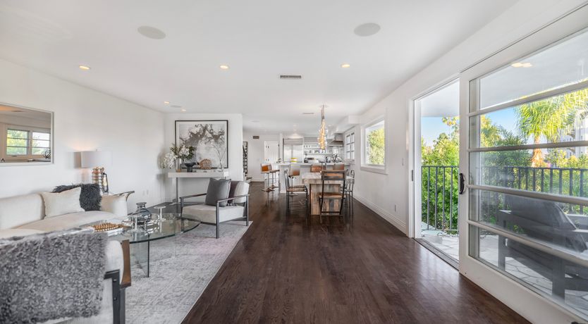 Photo of Hollywood Heights