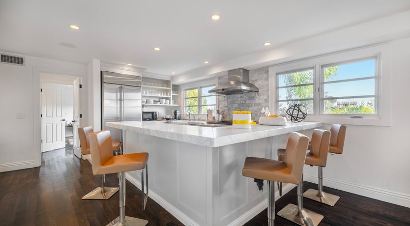 Photo of Hollywood Heights