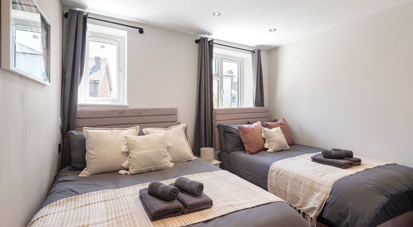 Photo of Royal Hamlet