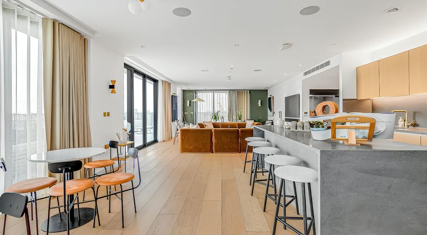 Photo of King of the Roof