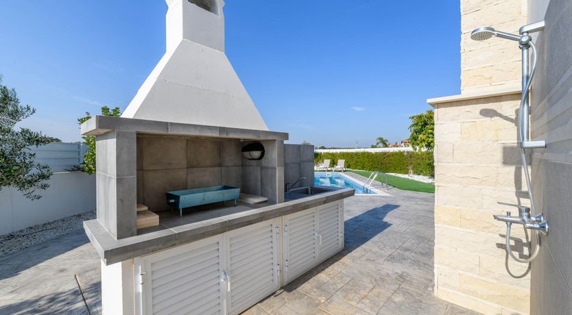 Photo of Sandy Pockets