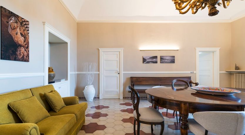 Photo of Golden & Regal