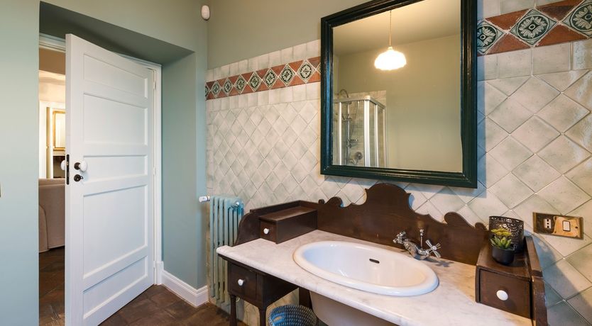 Photo of Golden & Regal