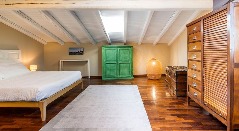 Photo of Golden & Regal