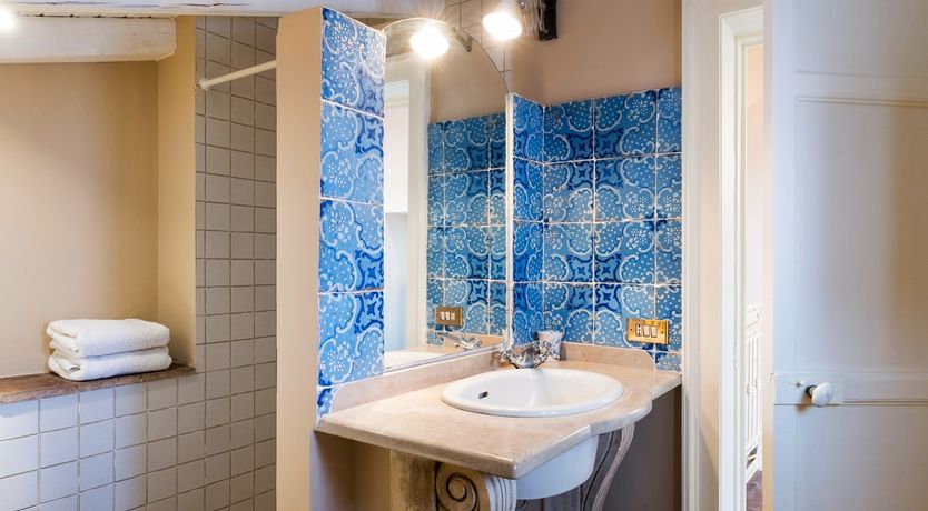 Photo of Golden & Regal