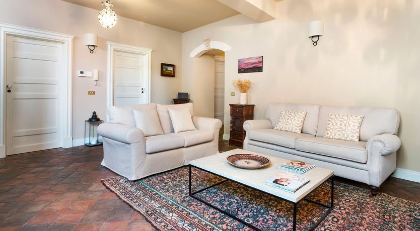 Photo of Golden & Regal