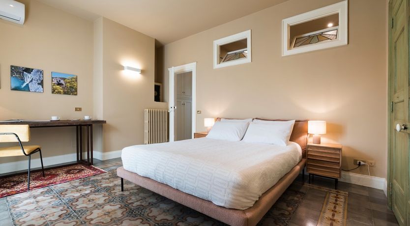 Photo of Golden & Regal