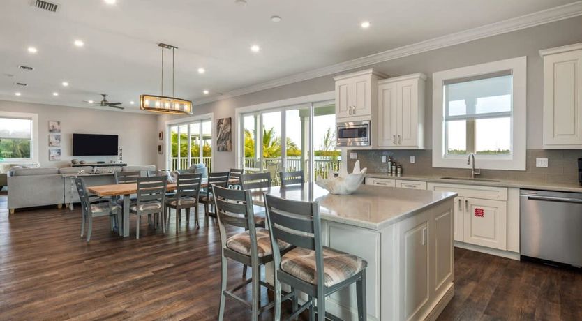 Photo of Tranquil Bay