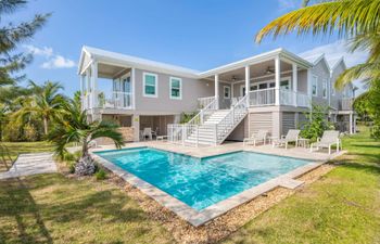Moonlit Bay Holiday Home