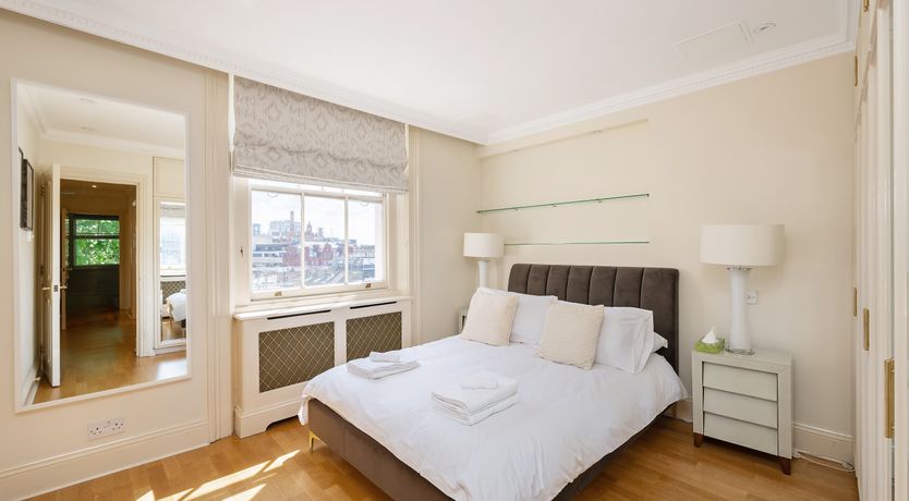 Photo of Knightsbridge Grandeur