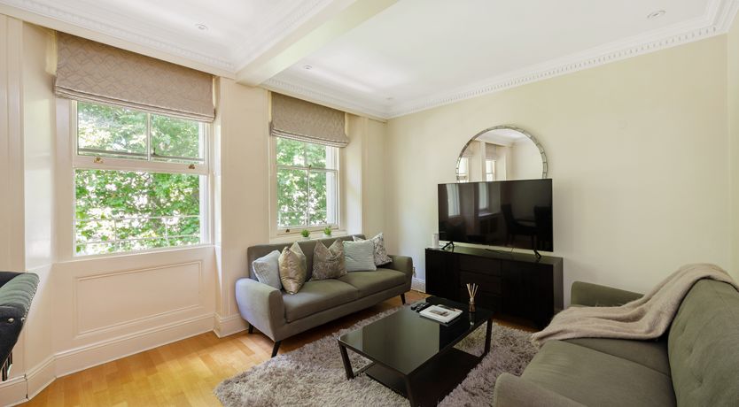 Photo of Knightsbridge Grandeur