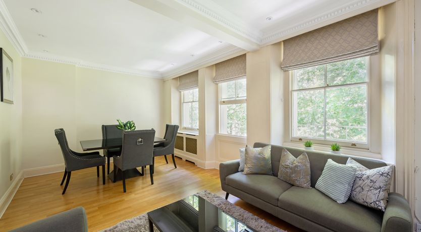 Photo of Knightsbridge Grandeur