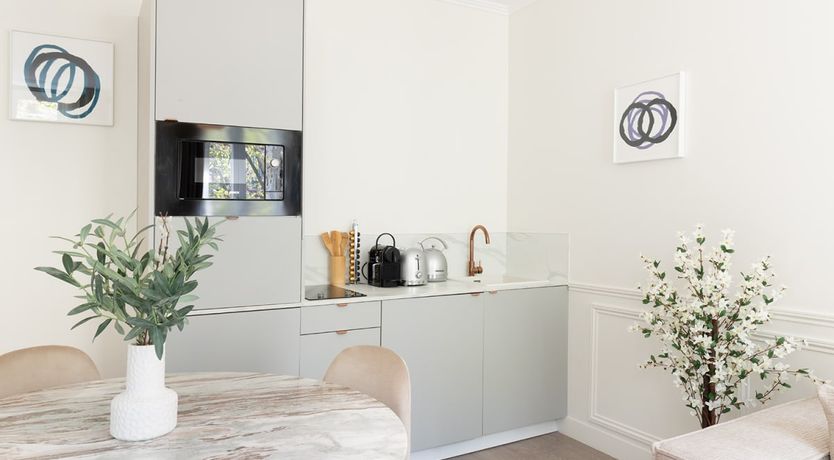 Photo of Parisian Radiance