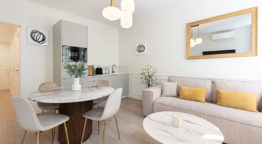 Photo of Parisian Radiance