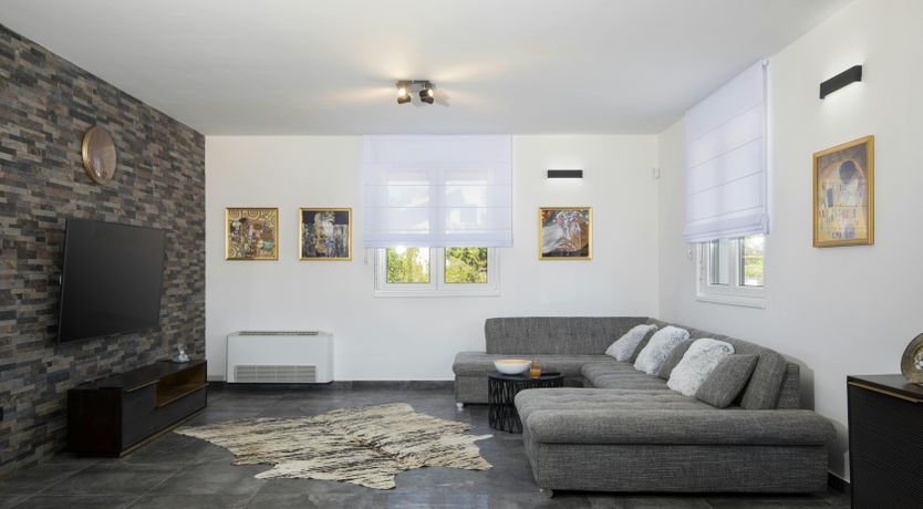 Photo of Stone Comfort