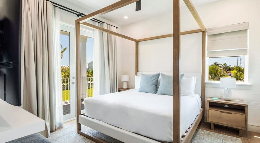 Photo of Paradise Key