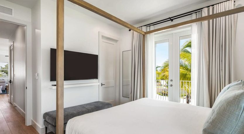 Photo of Paradise Key