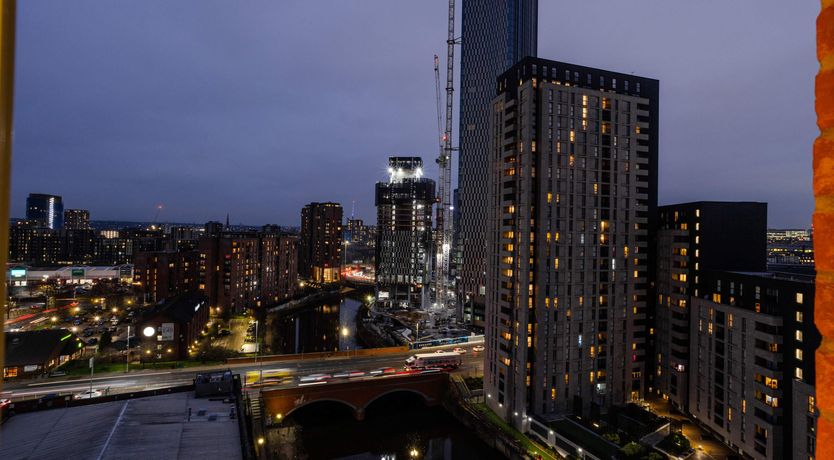 Photo of White Skyline