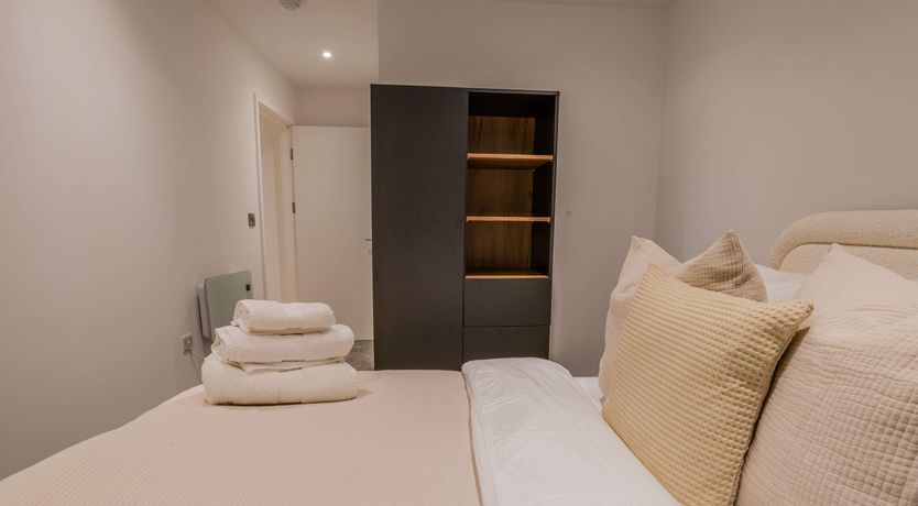 Photo of White Skyline