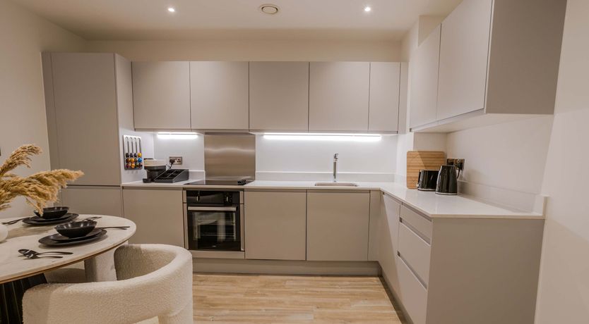 Photo of White Skyline