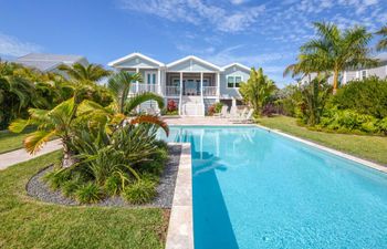 Dockside Dreams Holiday Home