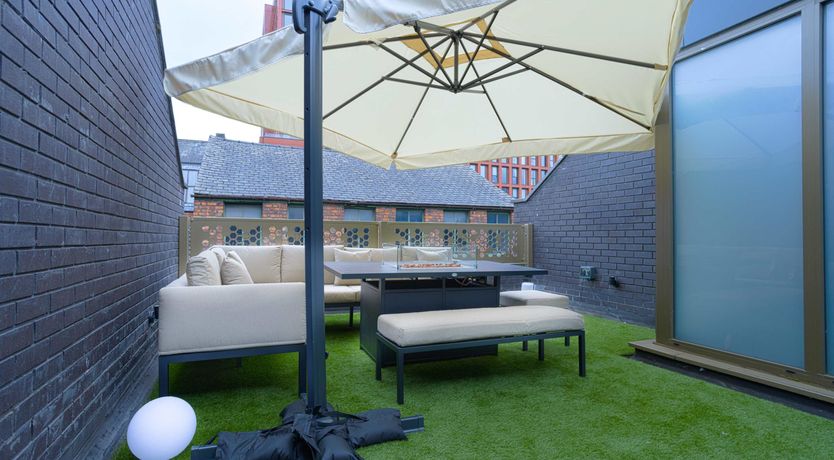 Photo of Skyline Social