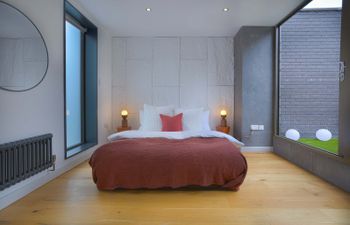 Skyline Social Holiday Home