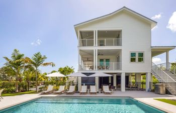 Keys to Paradise Holiday Home