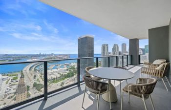 Miami Skies Holiday Home