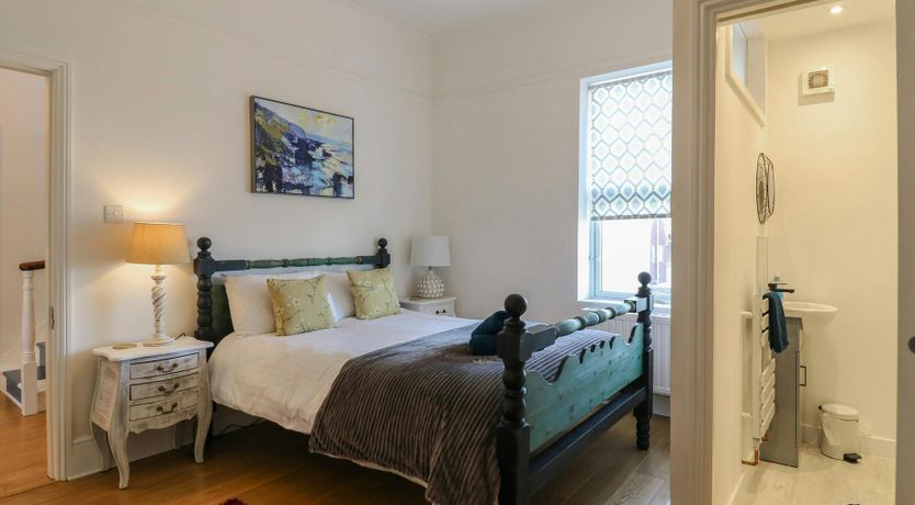 Photo of The Pevensey Pearl