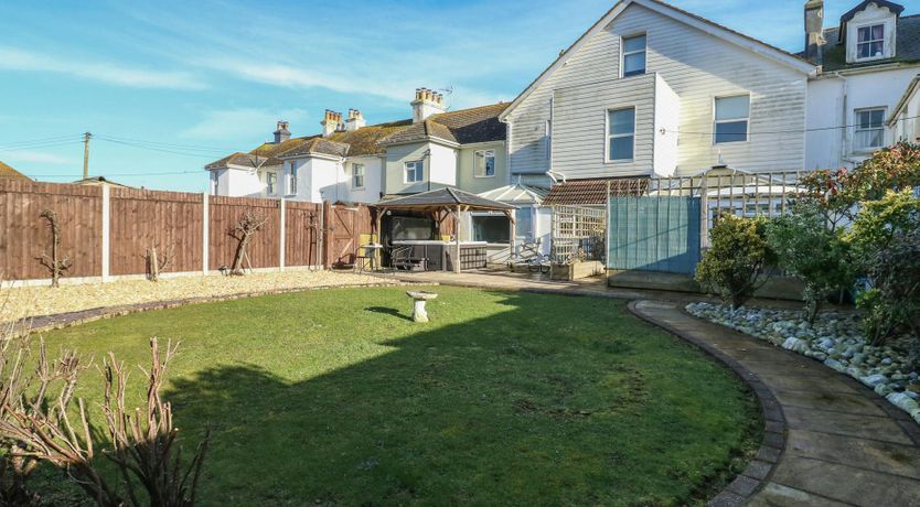 Photo of The Pevensey Pearl