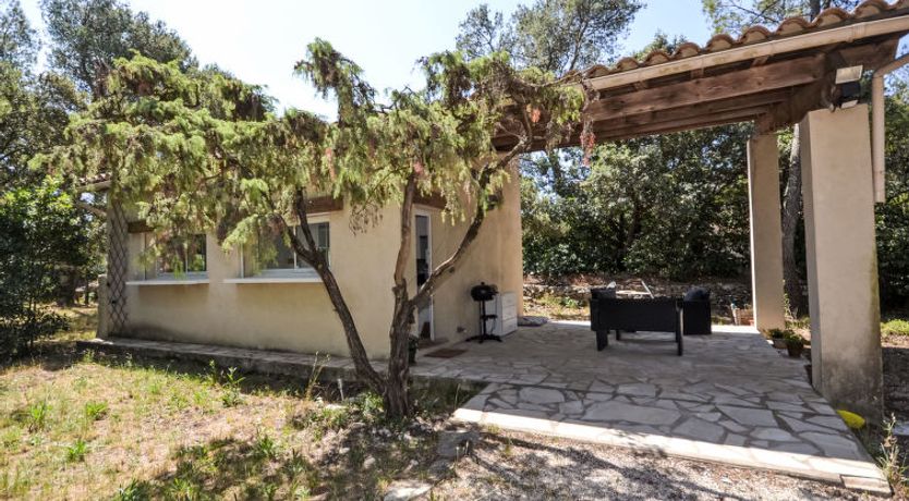 Photo of La Garrigue