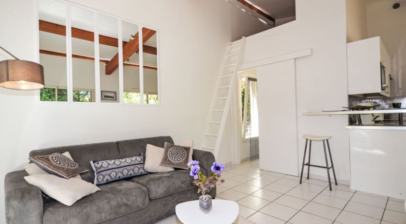 Photo of La Garrigue